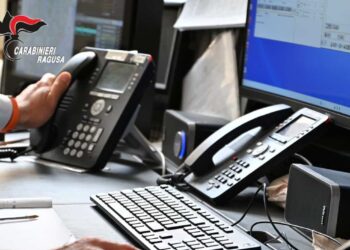 Caucana, si aggirava tra le abitazioni in possesso di strumenti da scasso: denunciato