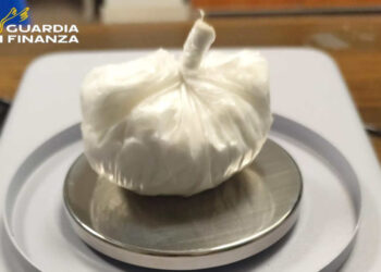 Modica, cocaina purissima: arrestata una coppia