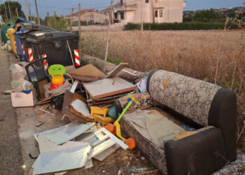 Ennesima discarica abusiva a Modica: l'inciviltà non conosce limiti, una vergogna