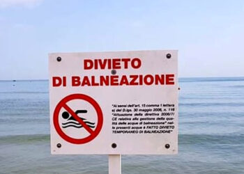 Divieto di balneazione a Branco Grande e Kamarina