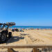 Ruspe in azione in spiaggia di sabato mattina a Marina di Modica, tra lo stupore dei bagnanti