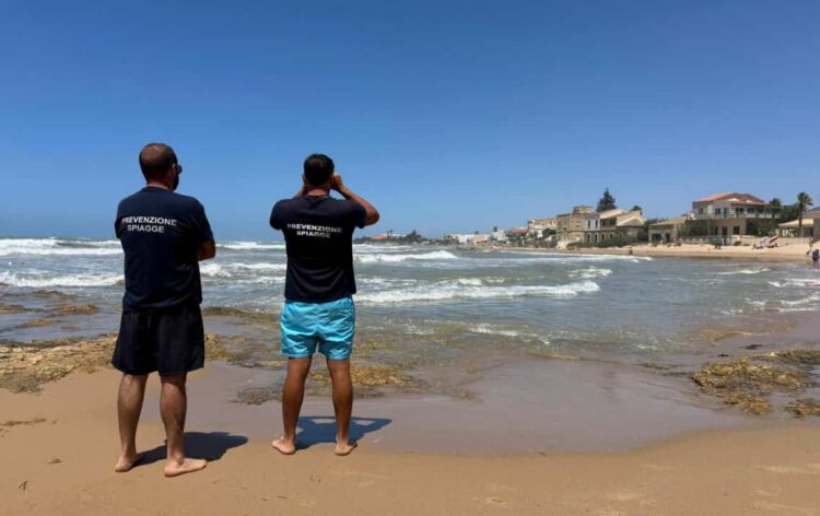 Mare proibitivo a Santa Croce Camerina: appello del sindaco alla cautela