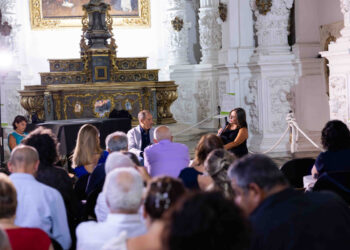 Presentato a Scicli Assurdo ma vero, giallo thriller della giornalista Valentina Raffa