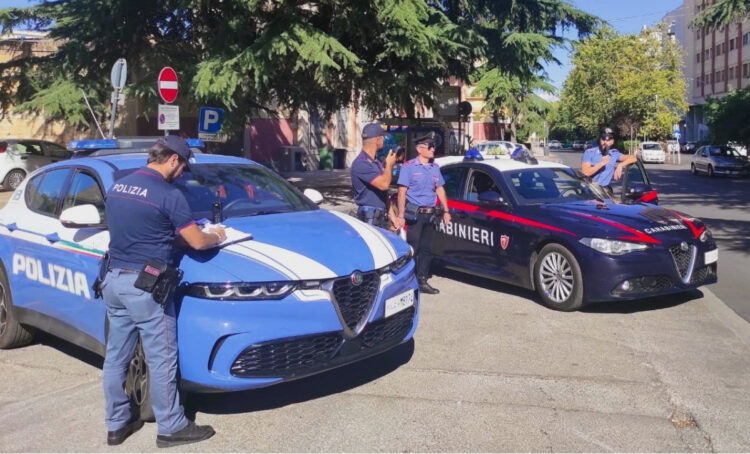 Caltanissetta, tentati furti in abitazione: denunciati due stranieri