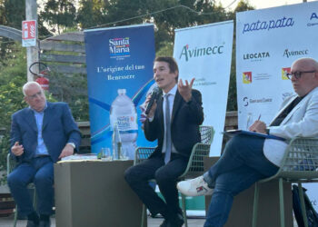 Christian Greco incanta il pubblico di “Cogitare” a Sampieri