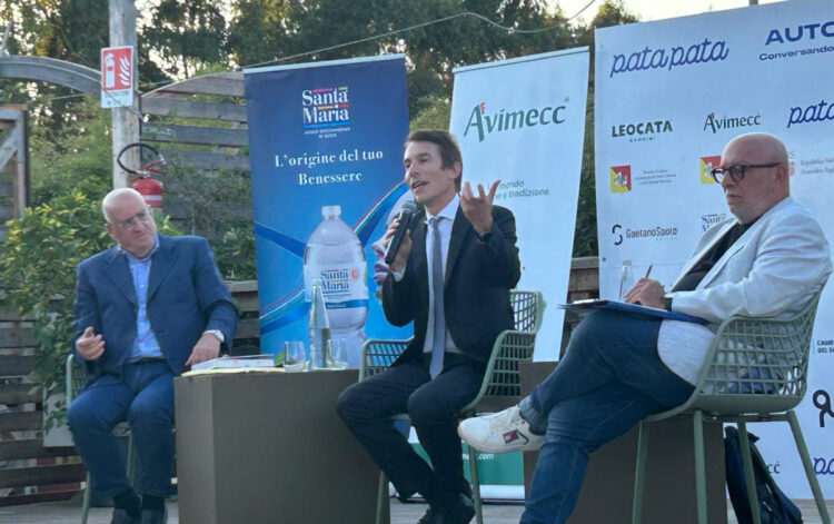 Christian Greco incanta il pubblico di “Cogitare” a Sampieri