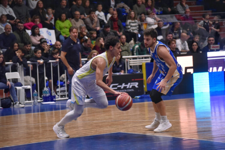 La Virtus conferma Giovanni Tumino: un onore crescere a Ragusa