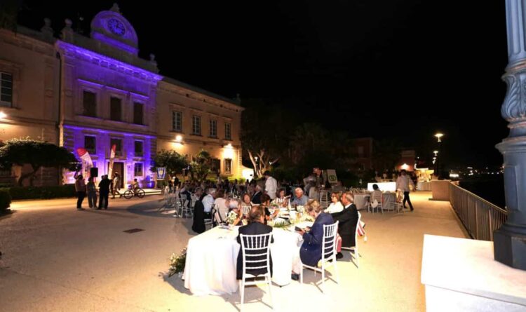 Pozzallo, successo per La Cena dei Cento