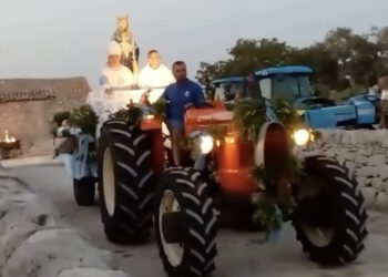 Modica, la benedizione dei mezzi agricoli per Maria SS. delle Grazie in zona Barco