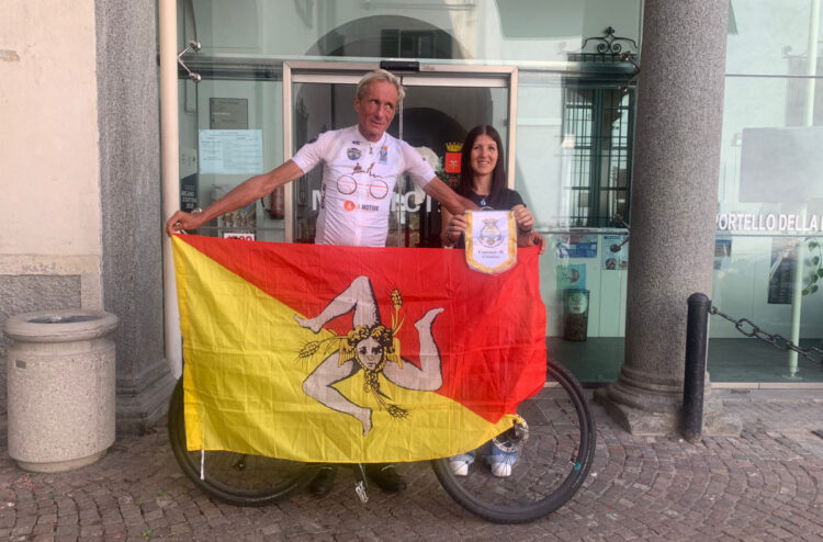 Dalla Sicilia alla Lombardia, si conclude il 4 agosto a Sondrio il viaggio cicloturistico di Leonardo Cavazzi