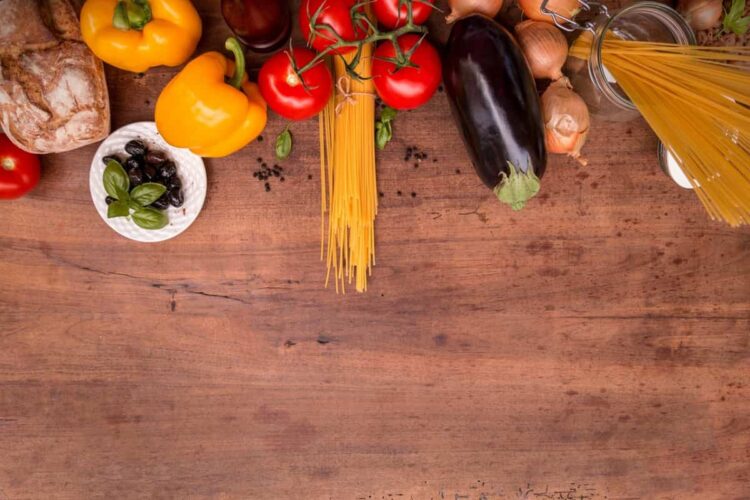 Dieta Mediterranea contro Alzheimer: uno scudo contro il rischio genetico