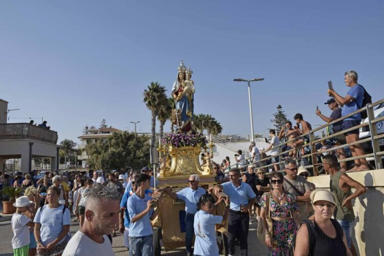 A Marina di Ragusa è la festa delle feste