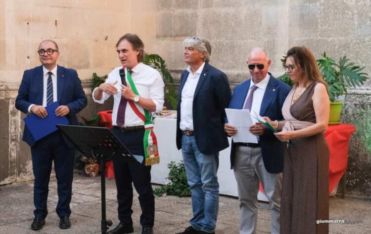 Collettiva internazionale a Monterosso Almo