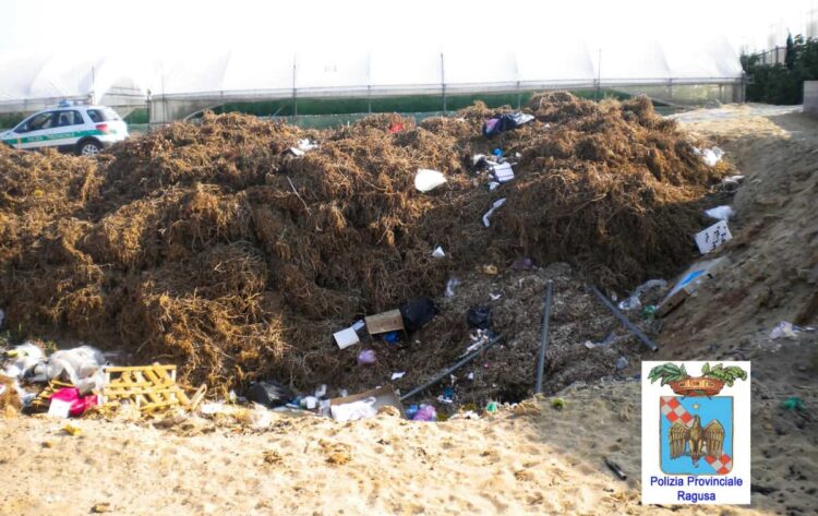 Fumarole, intensificati i controlli del Libero Consorzio di Ragusa: 120 diffide e 4 denunce