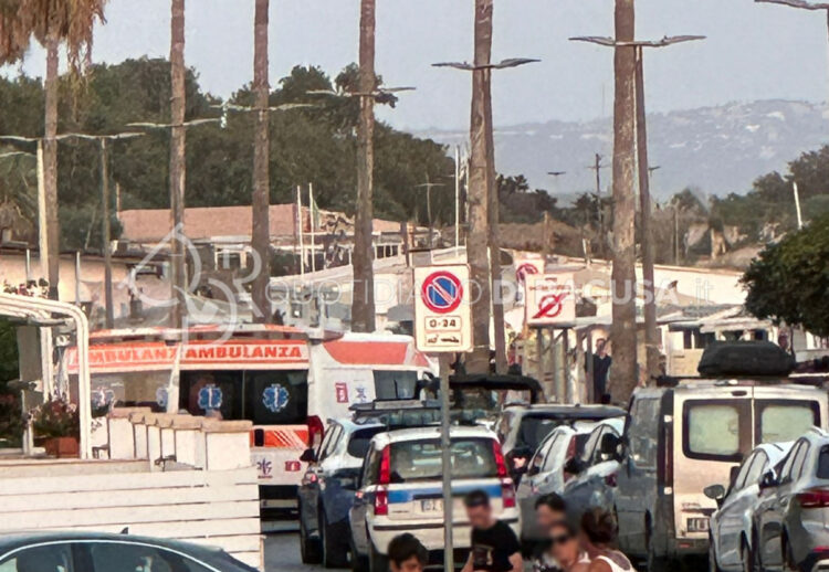 Paura nel mare di Marina di Ragusa, in 4 rischiano di annegare: due salvate, ricerche in corso
