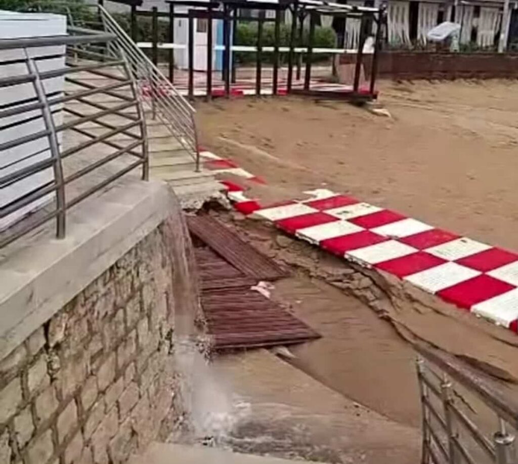Maltempo Sicilia, temporali nel Ragusano: a Marina di Modica il fuggi fuggi dalla spiaggia. Allerta meteo gialla della protezione Civile