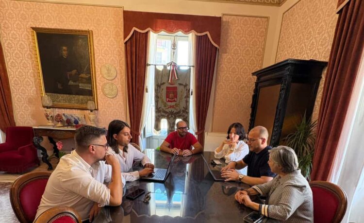 Modica al centro del mondo con Nina Kraviz