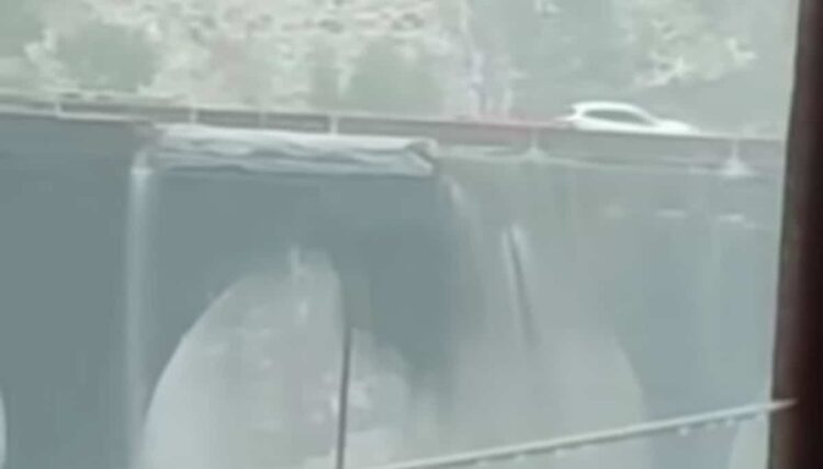 Maltempo Sicilia, crolla il parapetto del ponte San Giuliano: tragedia sfiorata a Randazzo