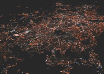 Qual è l'obiettivo dell’accordo Algeria-Italia sulle infrastrutture digitali?