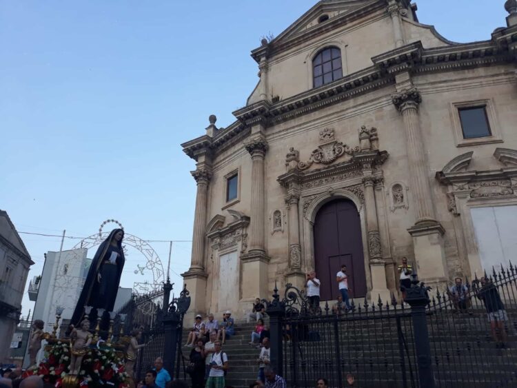 Ragusa oggi è festa a Ibla