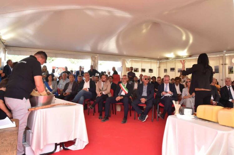 Fiera Agroalimentare Mediterranea di Ragusa, folta partecipazione oggi all'inaugurazione