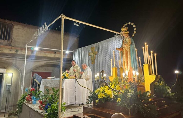 Pedalino, sta continuando la festa in onore di Maria Santissima del Rosario