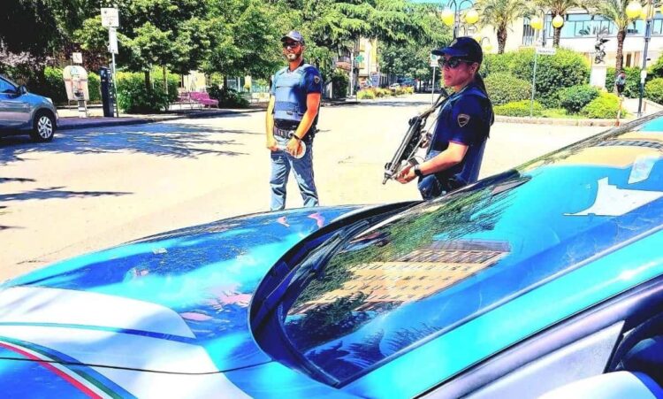 Caltanissetta, 40enne arrestato per violazione divieto di avvicinamento all’ex coniuge