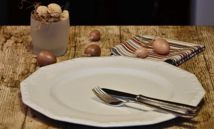 Dieta a intermittenza come si fa: le strategie del digiuno intermittente