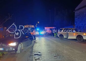 Incidente sulla Modica Sorda-Sampieri: scontro tra due auto