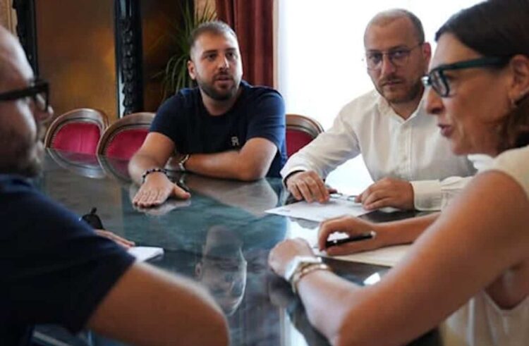 Modica, avviso per abbonamento gratuito trasporto pubblico Under 20: ecco cosa fare