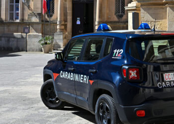 Ragusa, violenta una donna fingendo di offrirle un lavoro: in cella 58enne ragusano