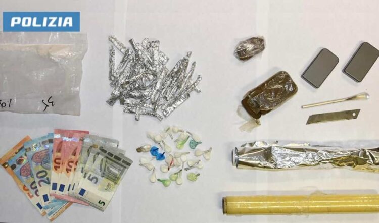 Ragusa, hashish e cocaina ai fini di spaccio: arrestati 3 extracomunitari