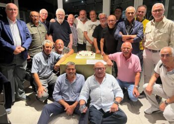 Ragusa, rimpatriata della V Elettrotecnici: 50 anni dopo