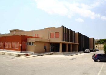 Scicli, sorteggio delle prime classi nell'auditorium del Liceo Cataudella