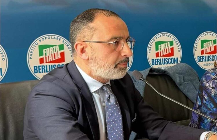 Dal falso buonismo al tutti contro tutti, la politica a Vittoria sempre più nel frullatore