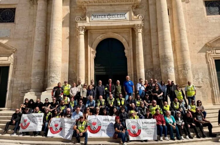 In moto senza vista a Ragusa