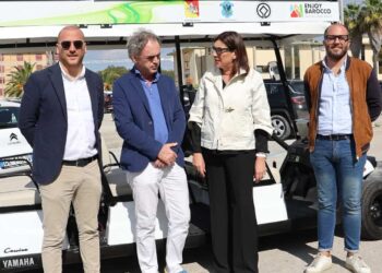 Modica, 3 navette elettriche per scoprire la città