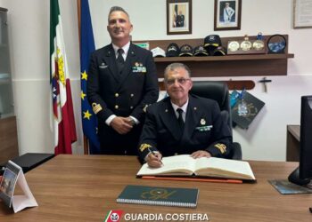 Pozzallo: il Contrammiraglio Raffaele Macauda in visita alla Capitaneria di porto