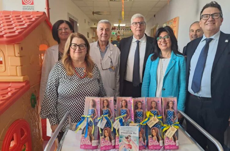Barbie T1D per le piccole pazienti del Centro di Diabetologia pediatrica di Vittoria