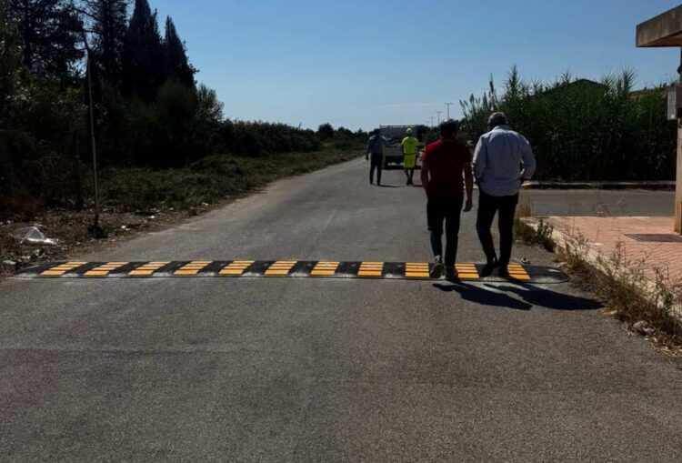 Vittoria, dossi rallentatori in via Troisi