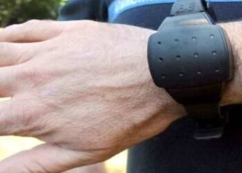 Codice rosso a Comiso: braccialetto elettronico per un 26enne