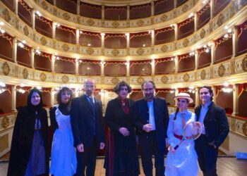 Vittoria al teatro Colonna successo della Compagnia Godot di Ragusa