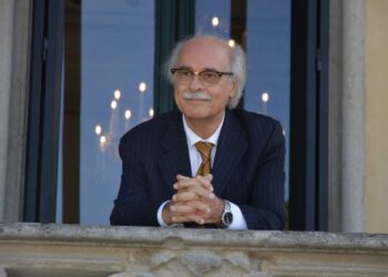 Modica, Poesia come vita: il nuovo libro di Domenico Pisana