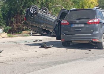 Incidente sulla Vittoria Scoglitti, scontro tra due auto: 2 feriti