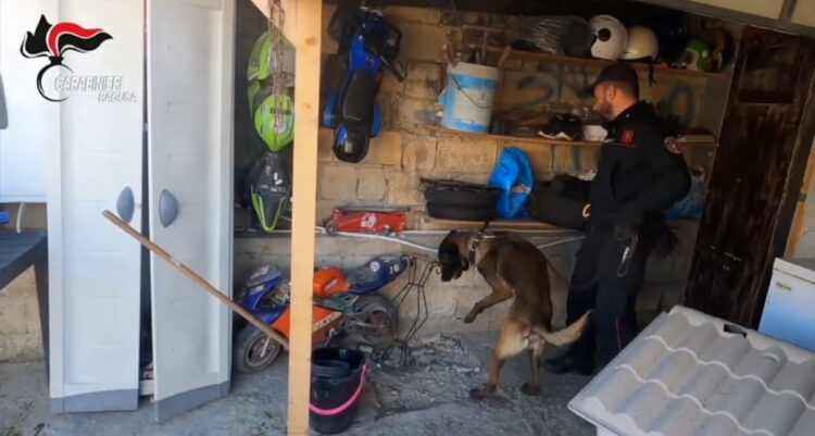 Smantellata reta di spaccio tra Ragusa e Siracusa