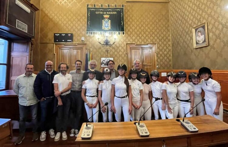Ragusa, medaglia d'argento ad Arezzo per le giovani amazzone ragusane