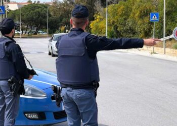 Gela: 6 persone denunciate per droga e armi, 511 identificate, controllati 140 veicoli