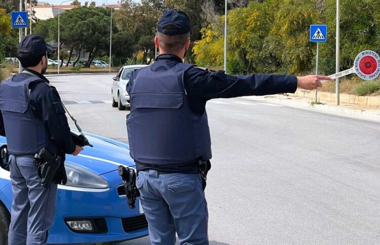 Gela: 6 persone denunciate per droga e armi, 511 identificate, controllati 140 veicoli