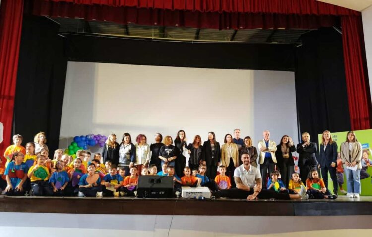 Pozzallo celebra la vittoria nazionale dell'Istituto Rogasi al contest Attiviamoci con l'Arcobaleno in tavola