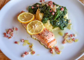 Dieta Chetogenica: benefici, rischi e un esempio di menù settimanale (attenzione: non è fai da te)